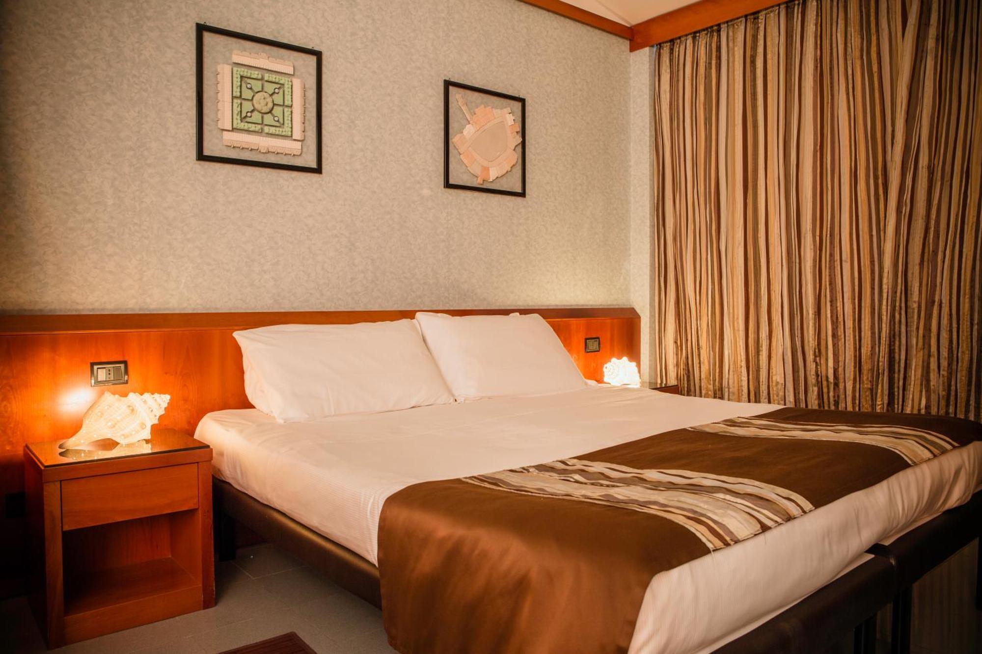 Mare Hotel سافونا المظهر الخارجي الصورة